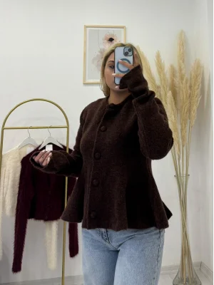 Çan Kesim Angora Efektli Düğmeli Kısa Hırka