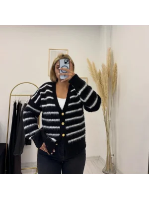 Siyah Beyaz Çizgili Tüylü Hırka