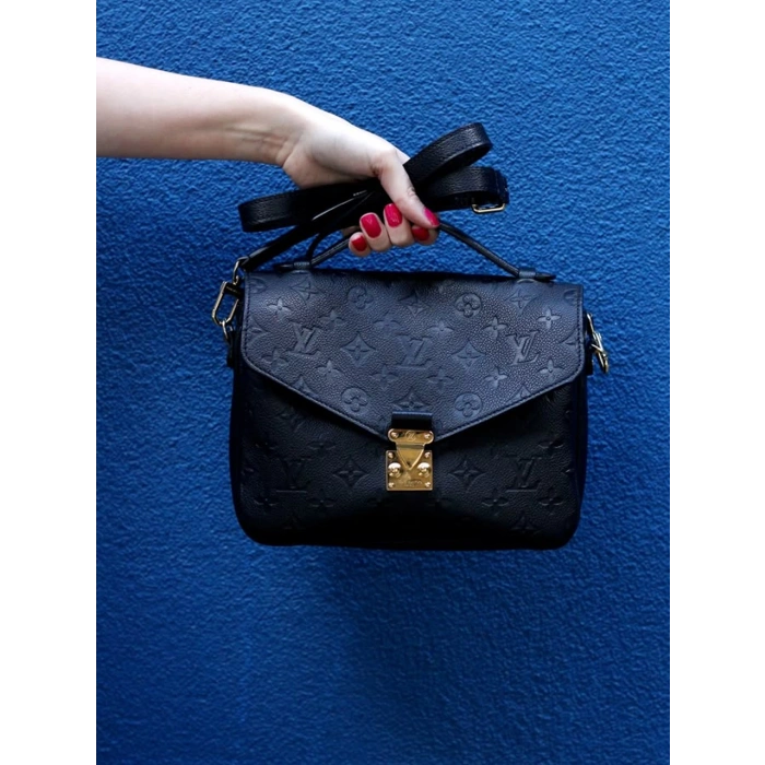 Louis Vuitton Pochette Metis - Siyah