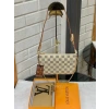 Louis Vuitton Pochette Çanta - Bej