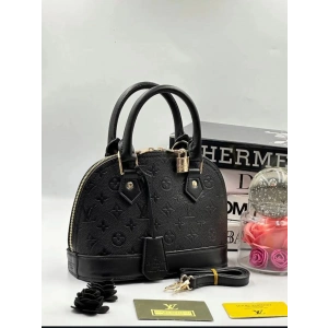 Louis Vuitton Alma BB Kadın Çanta - Siyah