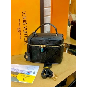 Louis Vuitton El Çantası - Siyah