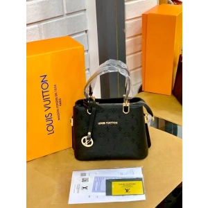 Louis Vuitton Kadın El Çanta - Siyah
