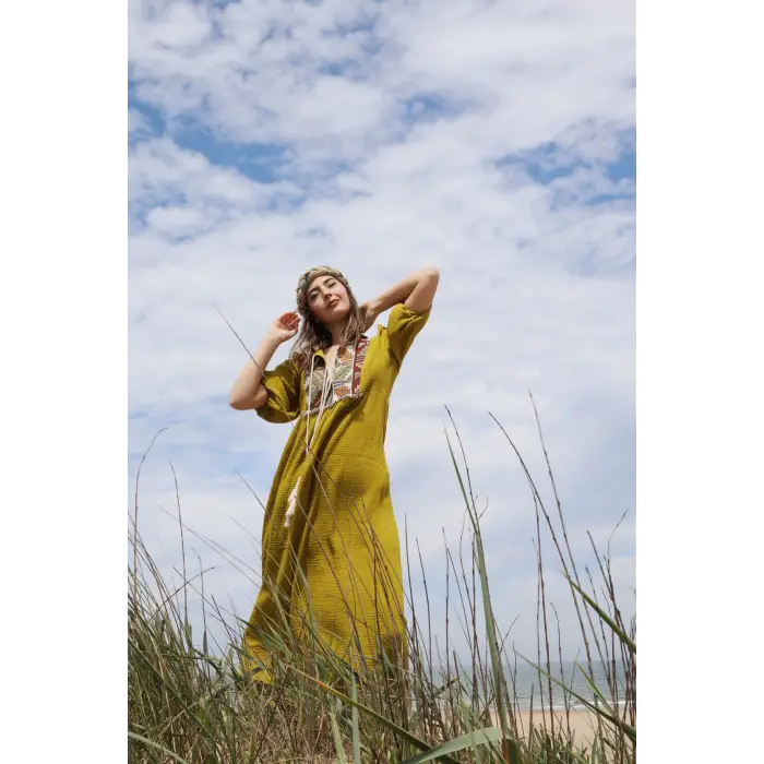 MİMOZA Kilim Yaka detaylı Müslin Elbise