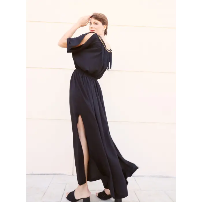 NEFERTİTİ YAKASI PÜSKÜL DETAYLI ELBİSE