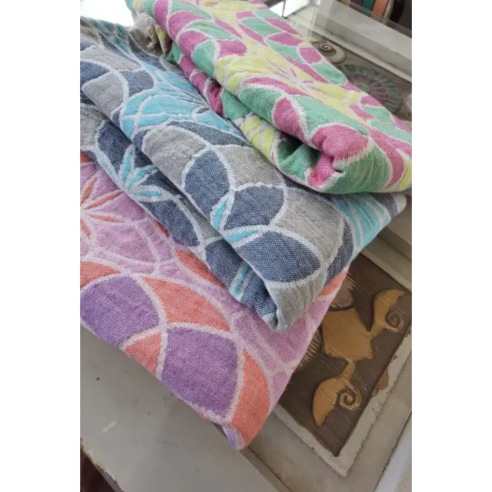 KLAIDESCOPE PESTEMAL