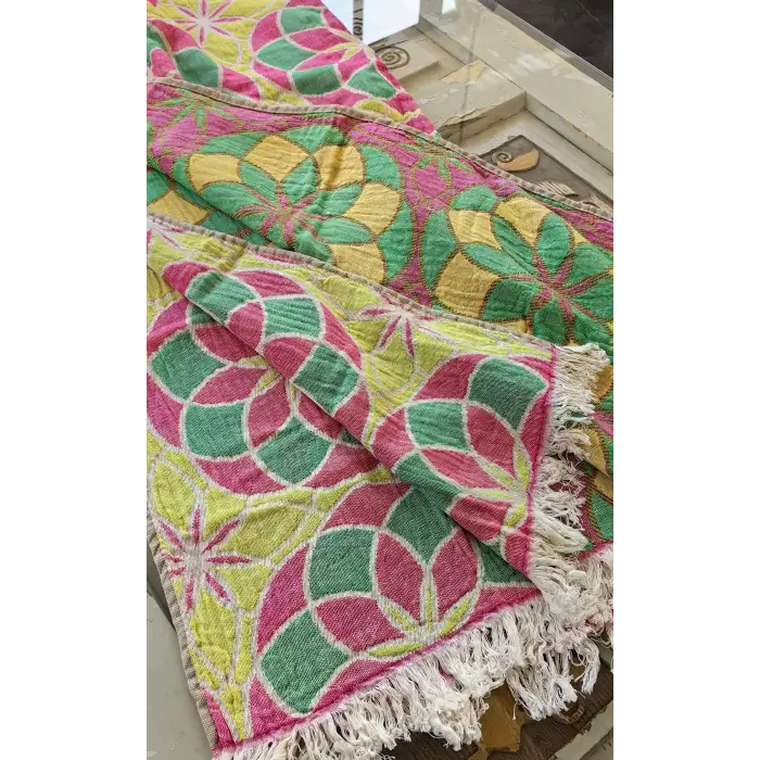 KLAIDESCOPE PESTEMAL