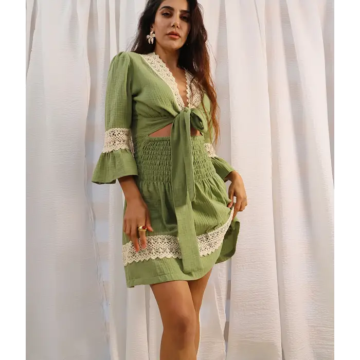 ENDÜLÜS DANTEL DETAYLI CROP BAĞLAMALI BOHEM MÜSLİN Mini ELBİSE