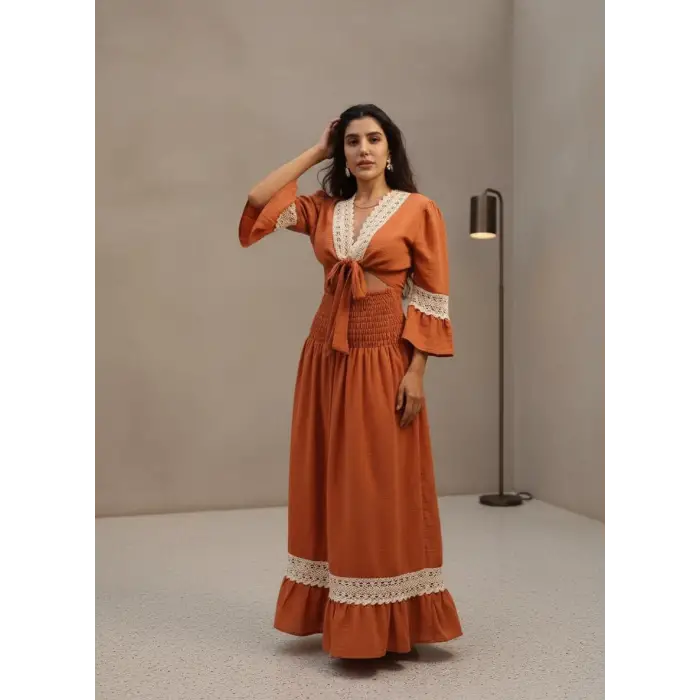 ENDÜLÜS DANTEL DETAYLI CROP BAĞLAMALI BOHEM MÜSLİN ELBİSE