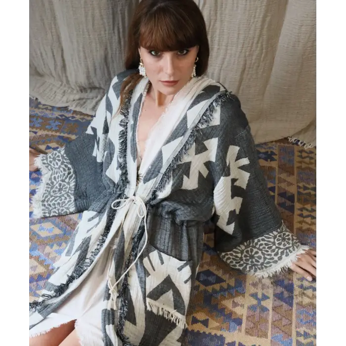 ANATOLIAN HERITAGE JAKAR DOKUMA MUSLİN KAFTAN