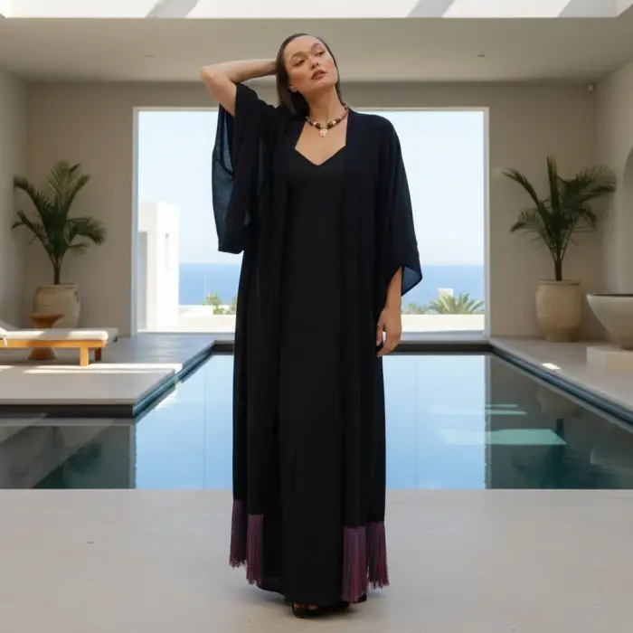 JÜLİDE PÜSKÜL DETAYLI KAFTAN / Siyah