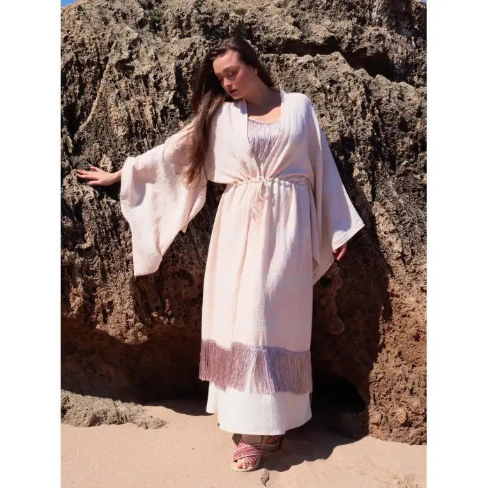 JÜLİDE PÜSKÜL DETAYLI KAFTAN