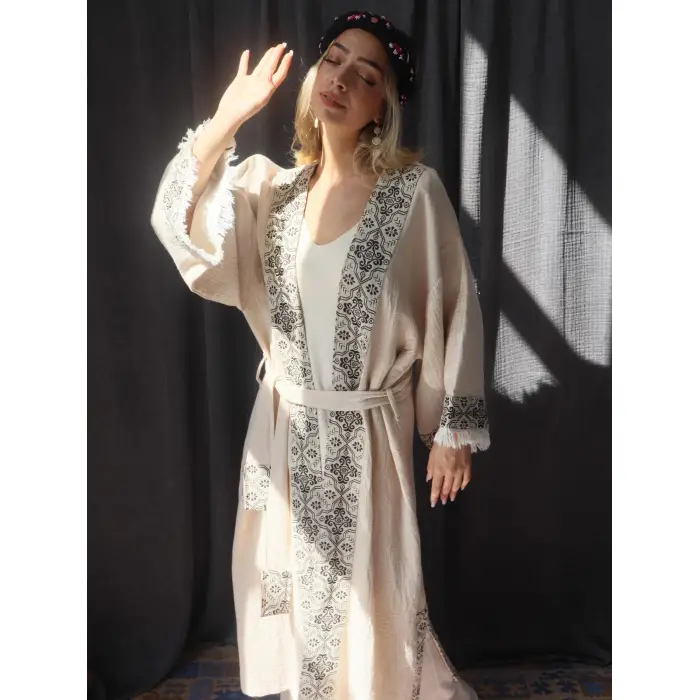 TARSUS KİLİM BORDÜRLÜ DOKUMA KAFTAN / krem