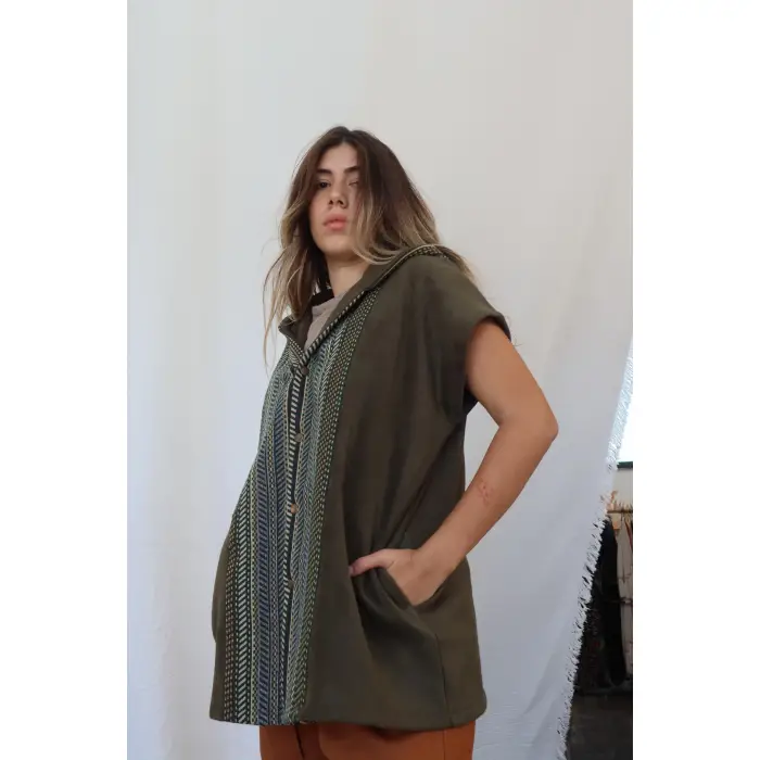 TUNA KAPŞONLU KİLİM DETAYLI POLAR YELEK / YEŞİL