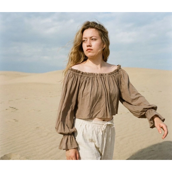 SAHRA MADONNA YAKA CROP BLUZ / Vizon