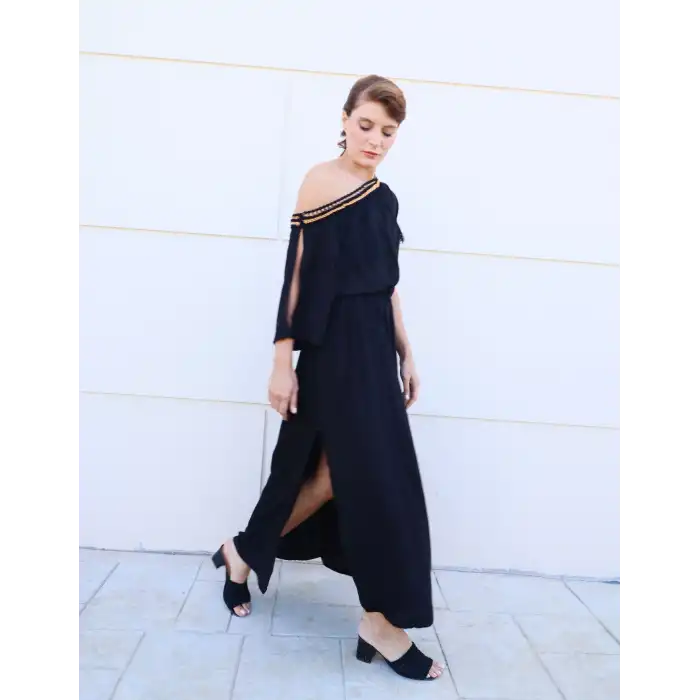 NEFERTİTİ YAKASI PÜSKÜL DETAYLI ELBİSE