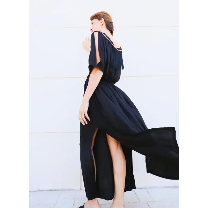 NEFERTİTİ YAKASI PÜSKÜL DETAYLI ELBİSE