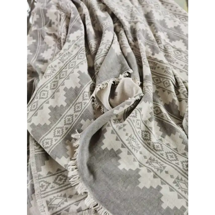 CABALA ETNİK DESENLİ YATAK ÖRTÜSÜ