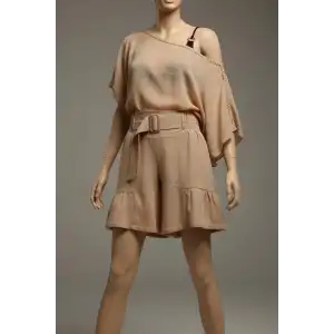 Fırfır Detaylı ve Kemerli Şile Bezi Şort