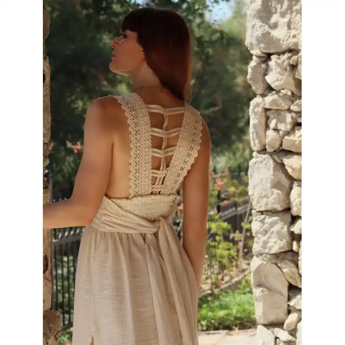 ZAMBAK SIRTI DANTEL DETAYLI ELBİSE