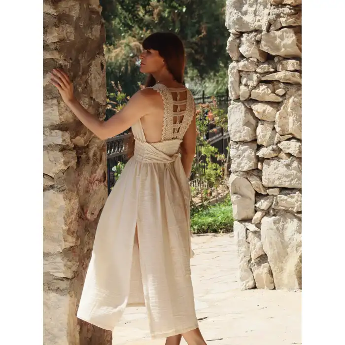 ZAMBAK SIRTI DANTEL DETAYLI ELBİSE