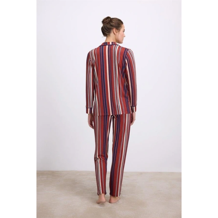 %100 Modal Uzun Kollu Düğmeli Çizgili Pijama Takımı