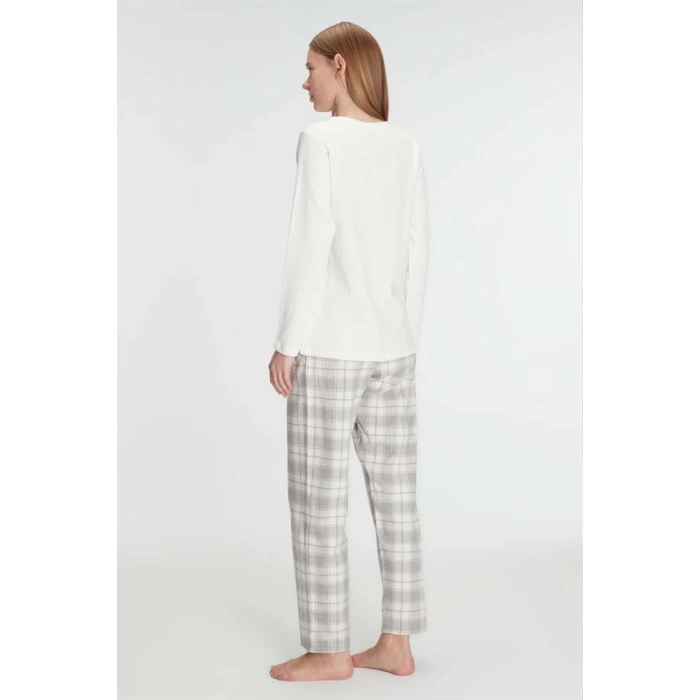 Uzun Kol Pamuklu Kışlık Pijama Takımı