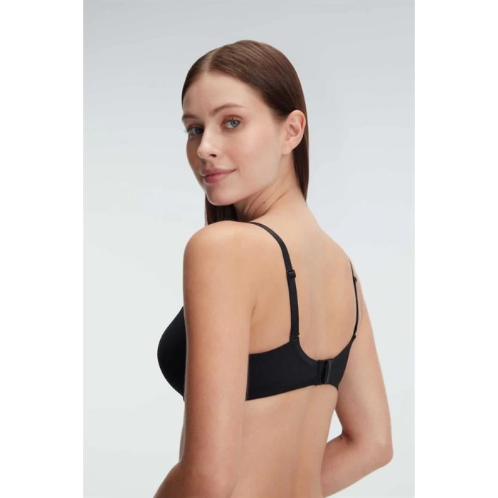 Siyah Balenli Desteksiz Dolgusuz Askıları Çıkabilen Günlük Klasik T-Shirt Sütyeni