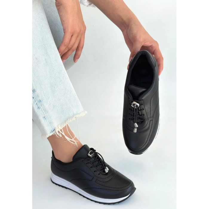 Finna Siyah Cilt Bağcıklı Spor Ayakkabı