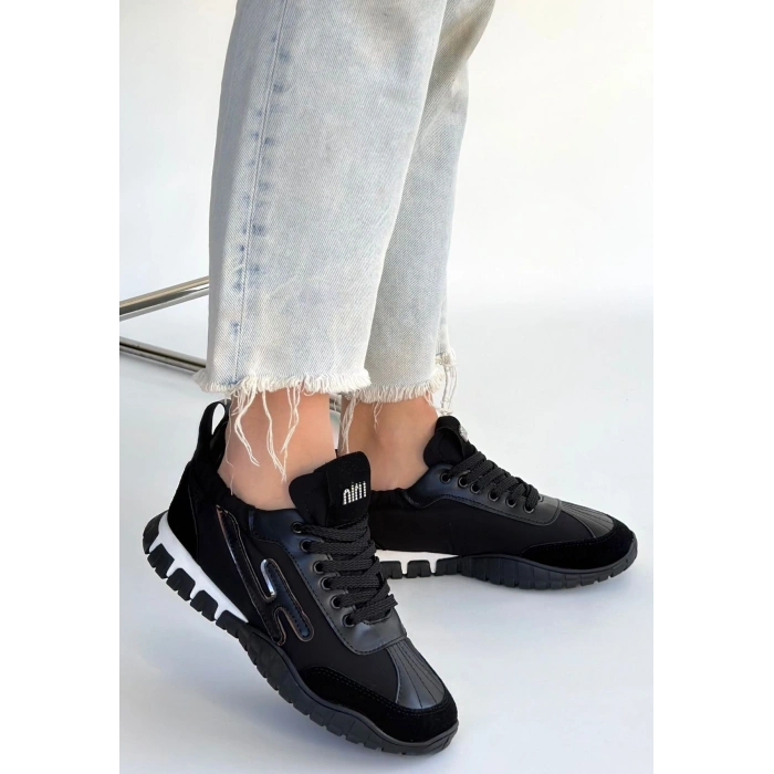 Huer Siyah Nubuk Bağcıklı Spor Ayakkabı