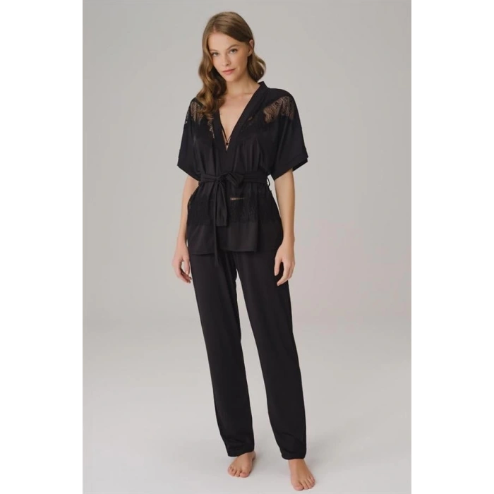 İp Askılı V Yaka Düz Yazlık Uzun Dantel Detaylı Pijama Takımı Sabahlık