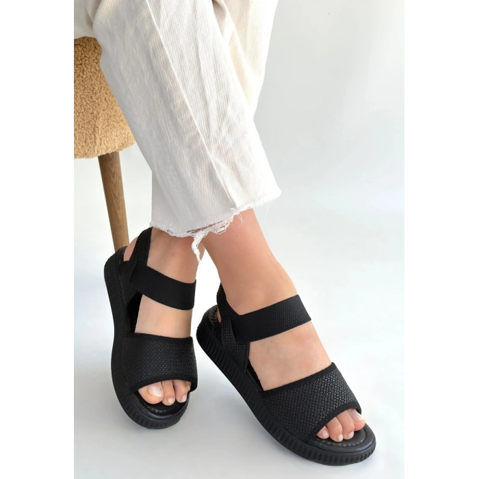 Jake Siyah Hasır Cilt Sandalet