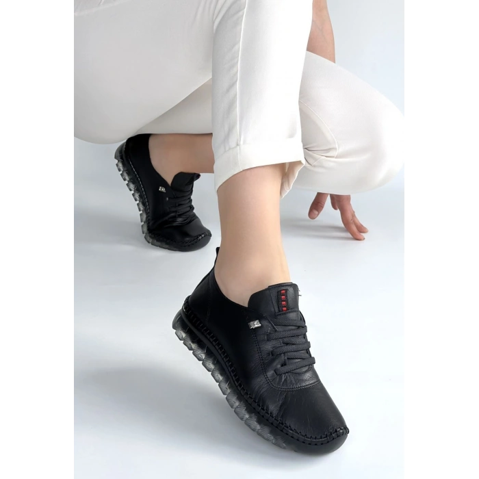 Jiten Siyah Deri Bağcıklı Spor QAyakkabı