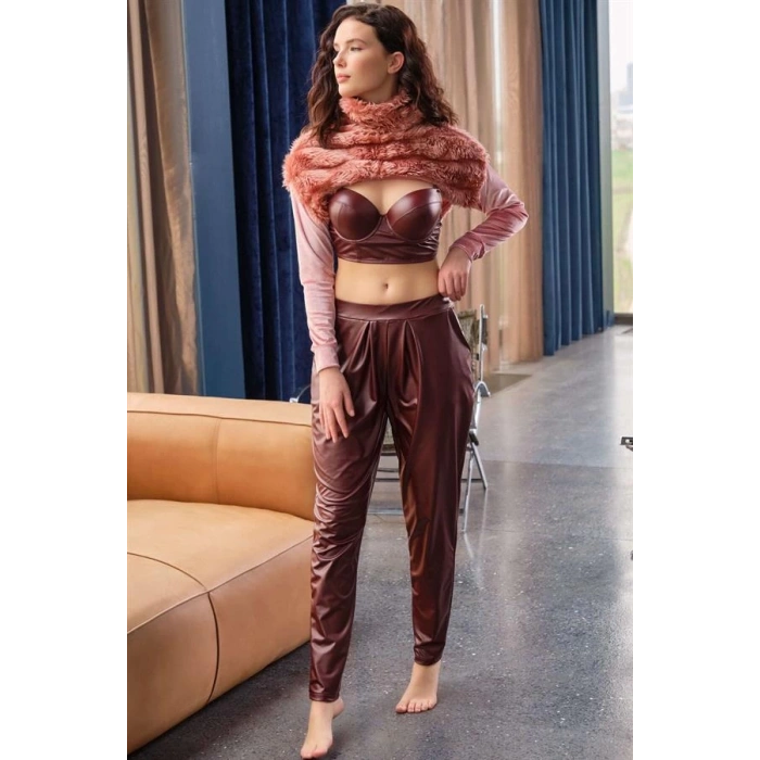Kadın Polar Kumaş Bolero Deri Görünümlü Balenli Destekli Dolgulu Askıları Çıkabilen Büstiyer Sütyen ve Yandan Cepli Pantolon Pijama 3lü Takım (9761)