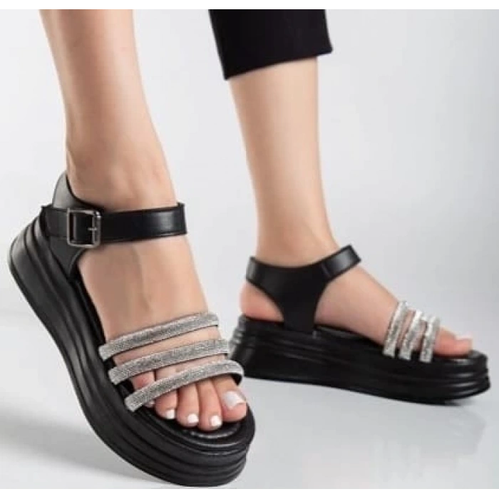 Lalen Siyah Kemerli Sandalet