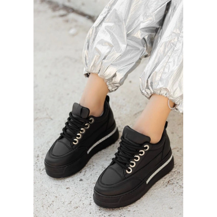 Lulu Siyah Cilt Bağcıklı Spor Ayakkabı