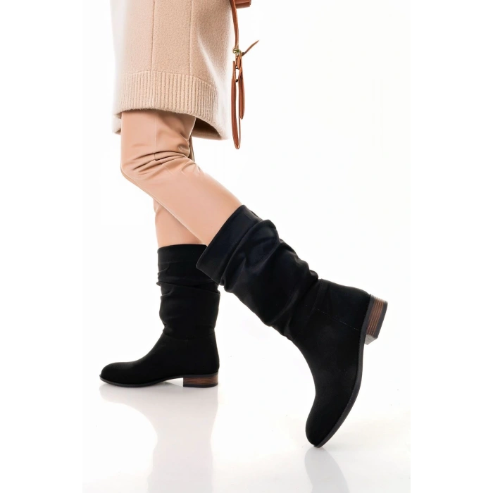 Pem Plod Siyah Süet Çizme