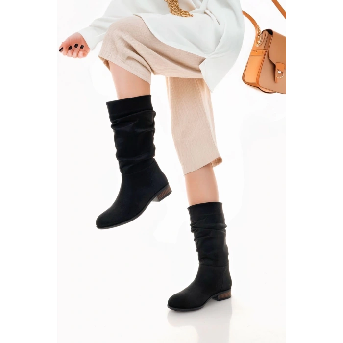 Pem Plod Siyah Süet Çizme