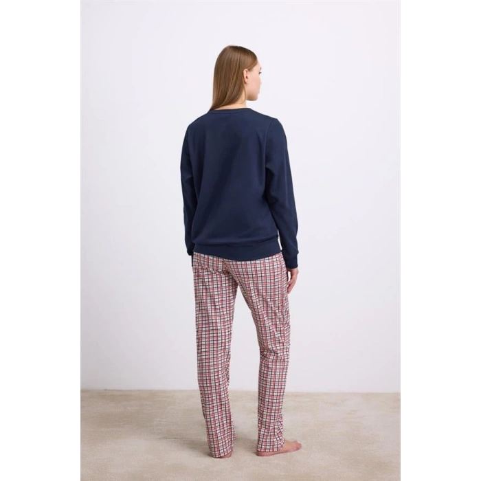 Rahat ve Şık %100 Pamuklu Uzun Kol Sweatshirt ve Ekose Pantolon Pijama Takımı