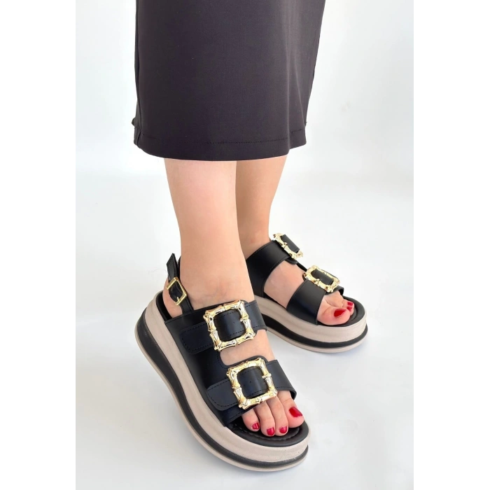 Stan Siyah Cilt Sandalet