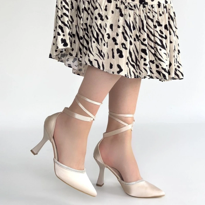 Tenja Bej Saten Bilekten Bağcıklı Topuklu Ayakkabı