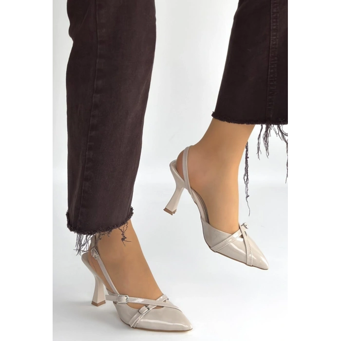 Tetti Bej Rugan Topuklu Ayakkabı