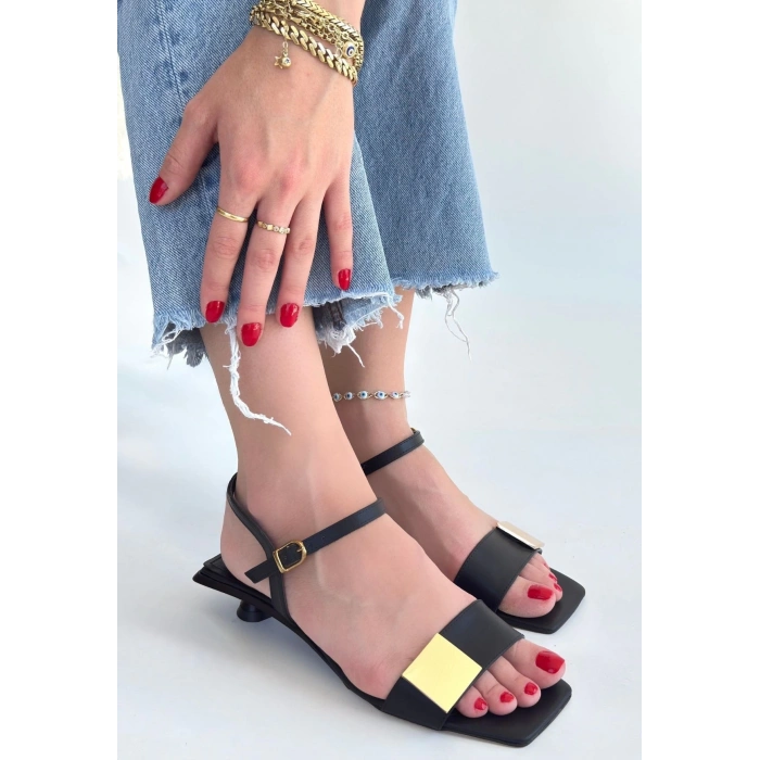 Zıan Siyah Topuklu Ayakkabı