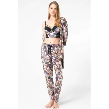Kadife Çiçek Desenli Sabahlık Balenli Destekli Dolgulu Yaka Detaylı Dantelli Büstiyer Sütyen ve Pantolon Pijama 3lü Takım
