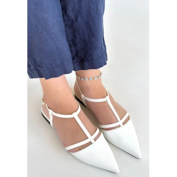 Canca Beyaz Rugan Babet Ayakkabı