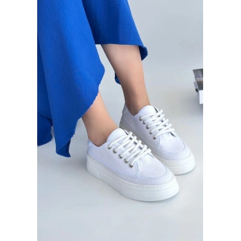 Carin Beyaz Keten Bağcıklı Spor Ayakkabı