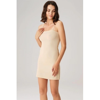 Mikropolyamid Kumaşlı Askıları Çıkabilen Straplez Kısa Elbise Altı Kombinezon