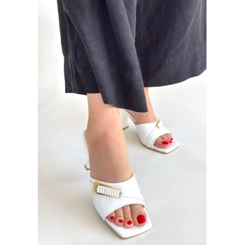 Sief Beyaz Rugan Topuklu Terlik