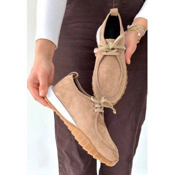 Sier Bej Süet Bağcıklı Spor Ayakkabı