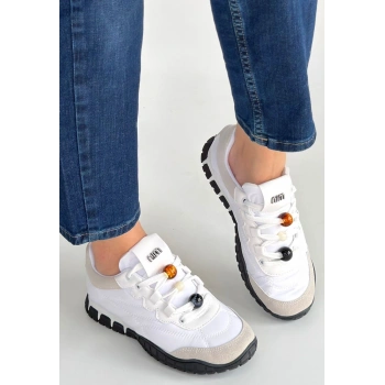 Tues Beyaz Nubuk Bağcıklı Spor Ayakkabı